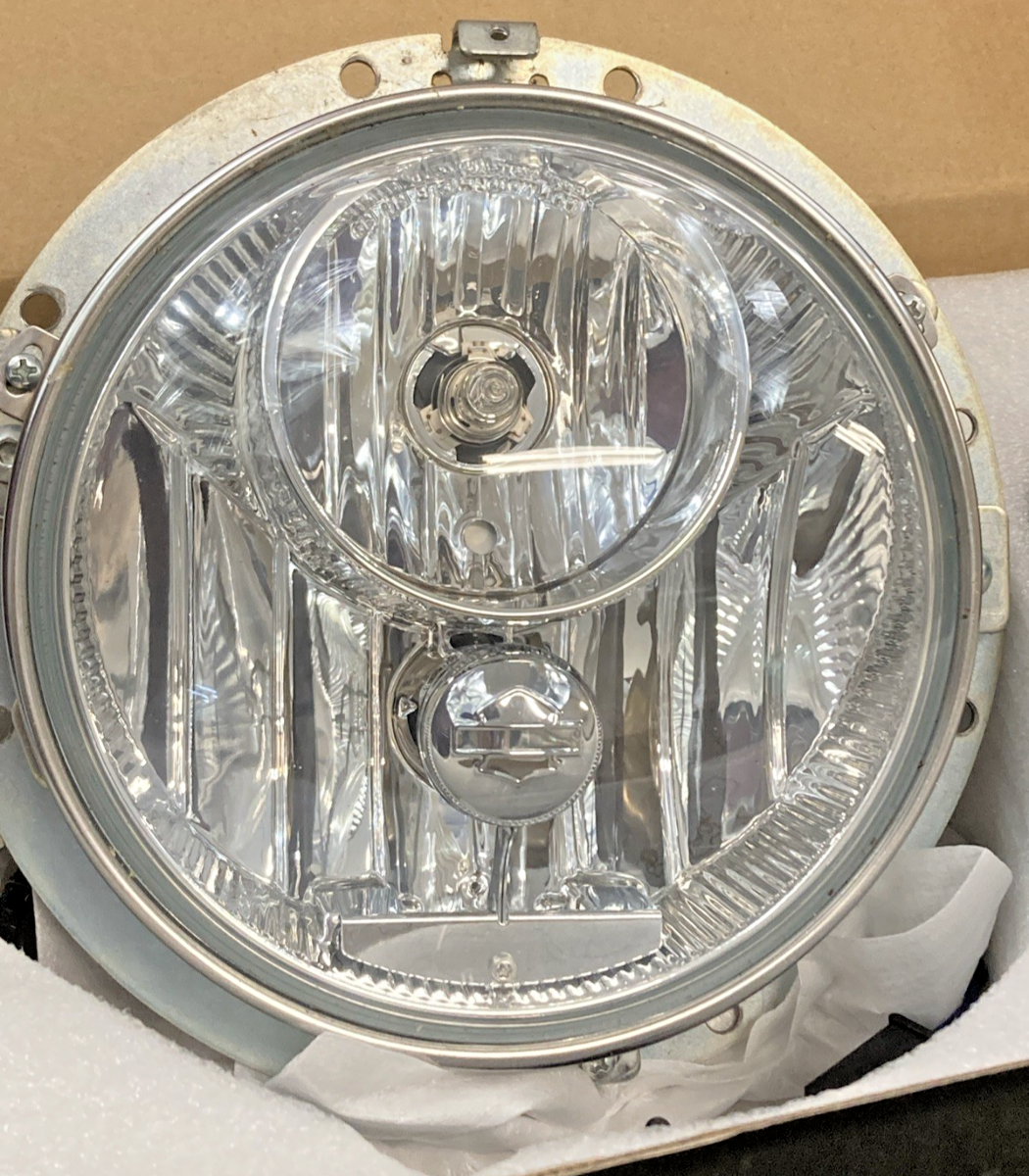 GENUINE HARLEY DAVIDSON 67700064 68414-05 HEADLIGHT KIT