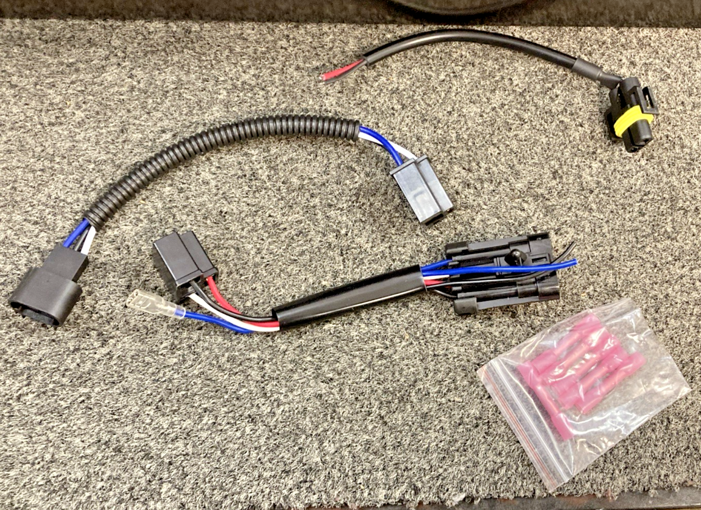 GENUINE HARLEY DAVIDSON 67700064 68414-05 HEADLIGHT KIT