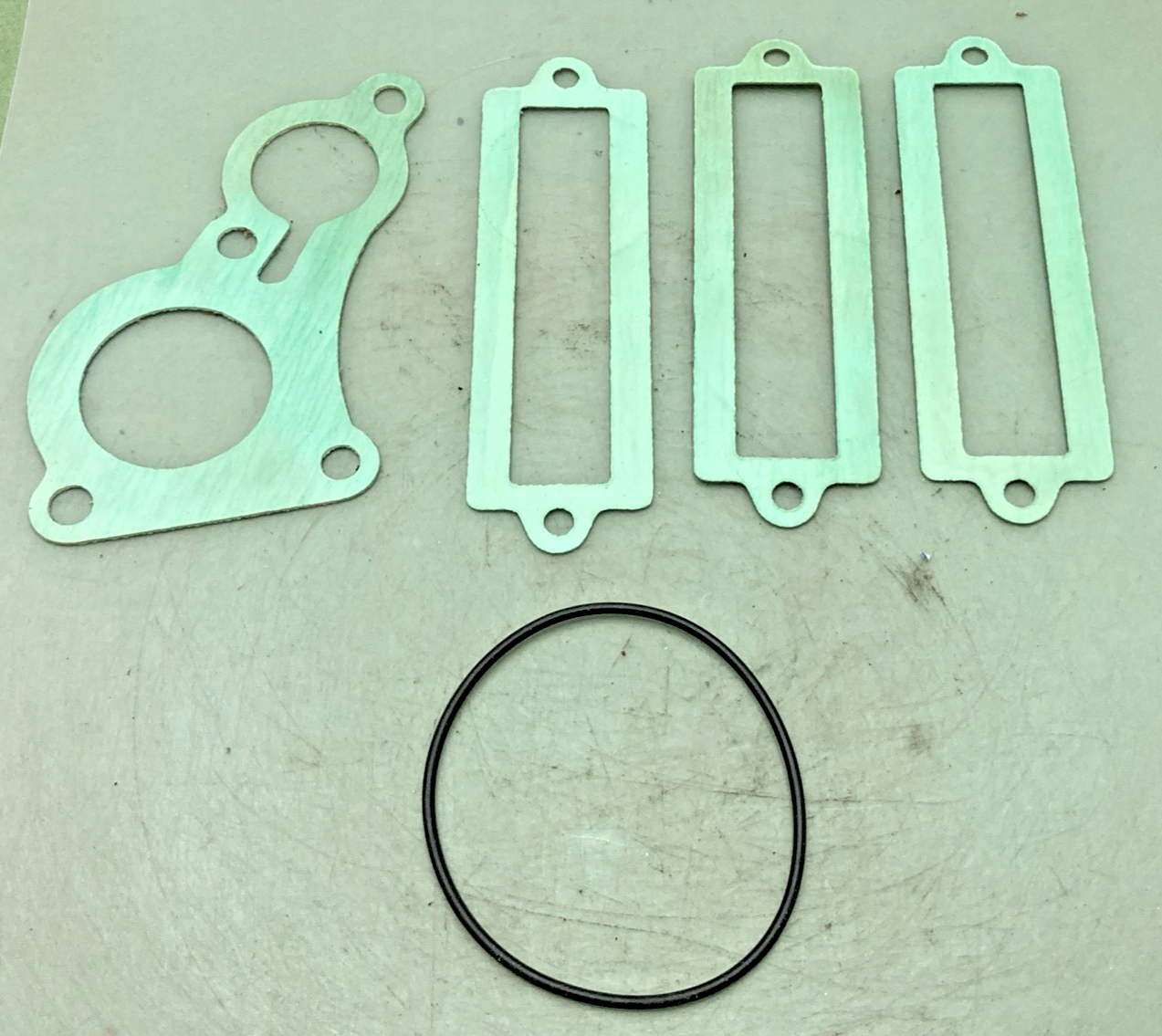 NEW REPLACES MERCURY 879855A04 GASKET SET INCOMPLETE SET