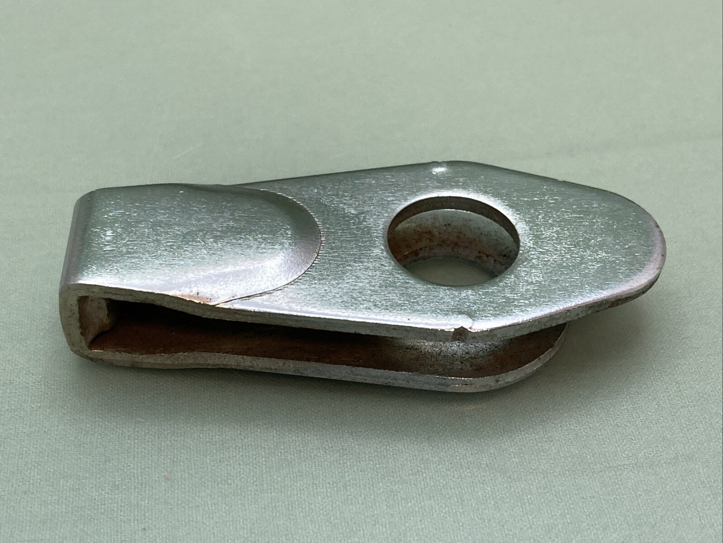 NEW REPLACES SUZUKI 61410-26000 Adjuster, Chain Rh