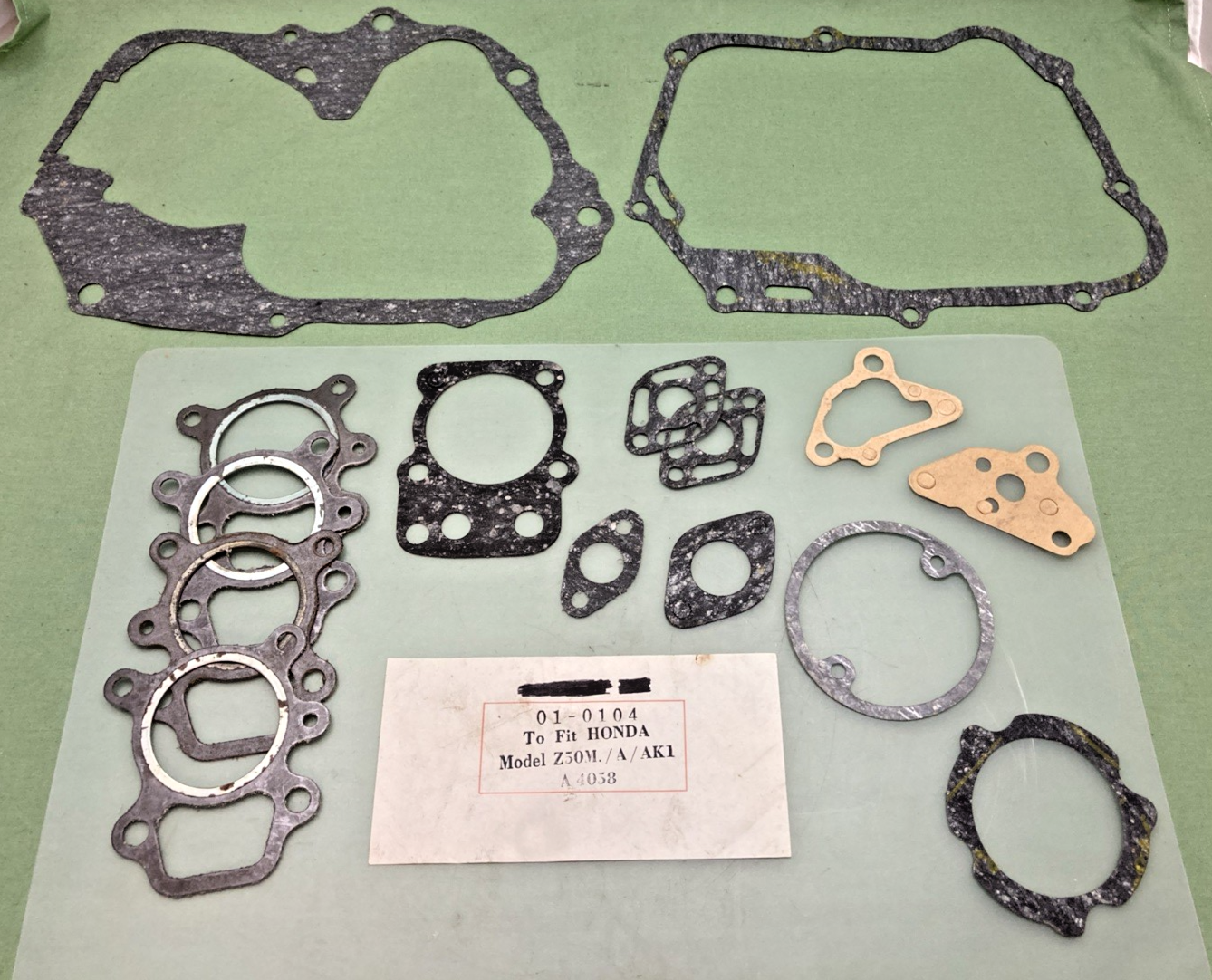 NEW GENUINE ROCKY 01-0104 GASKET SET