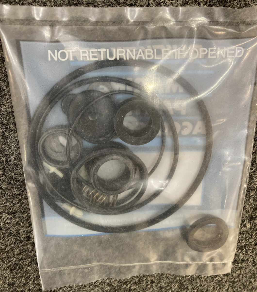 NEW GENUINE MERCURY QUICKSILVER 27-43004A90 Engine Gasket Set