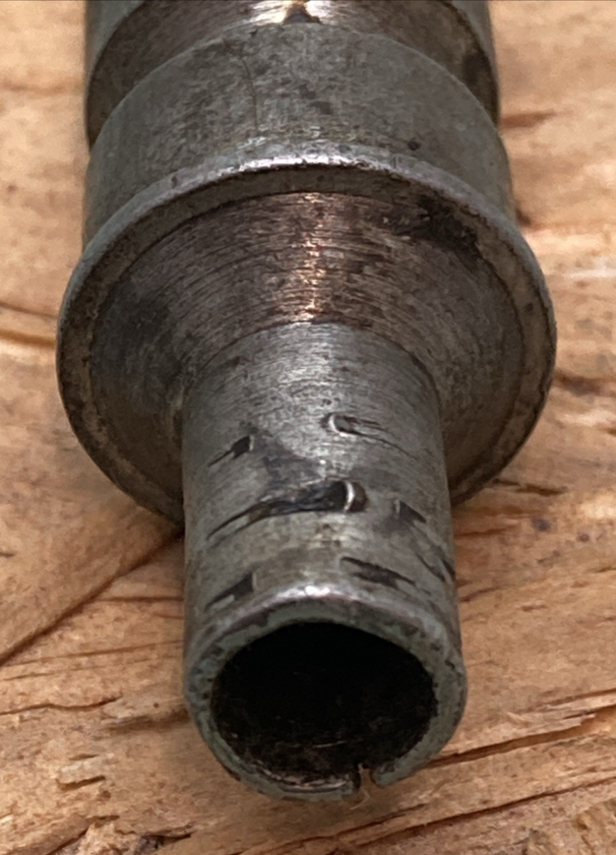 GENUINE HARLEY DAVIDSON 67100-47 Drive gear & shaft
