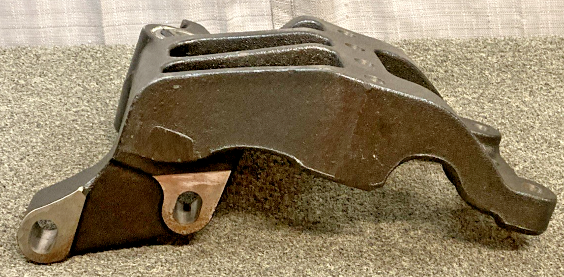 NEW GENUINE FREIGHTLINER A16-21197-009 SPRING HANGER BRACKET ASSEMBLY RH
