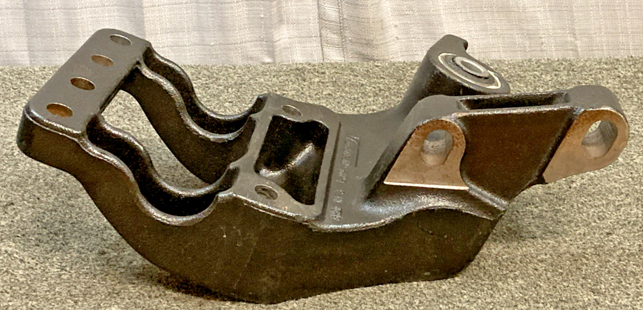 NEW GENUINE FREIGHTLINER A16-21197-009 SPRING HANGER BRACKET ASSEMBLY RH