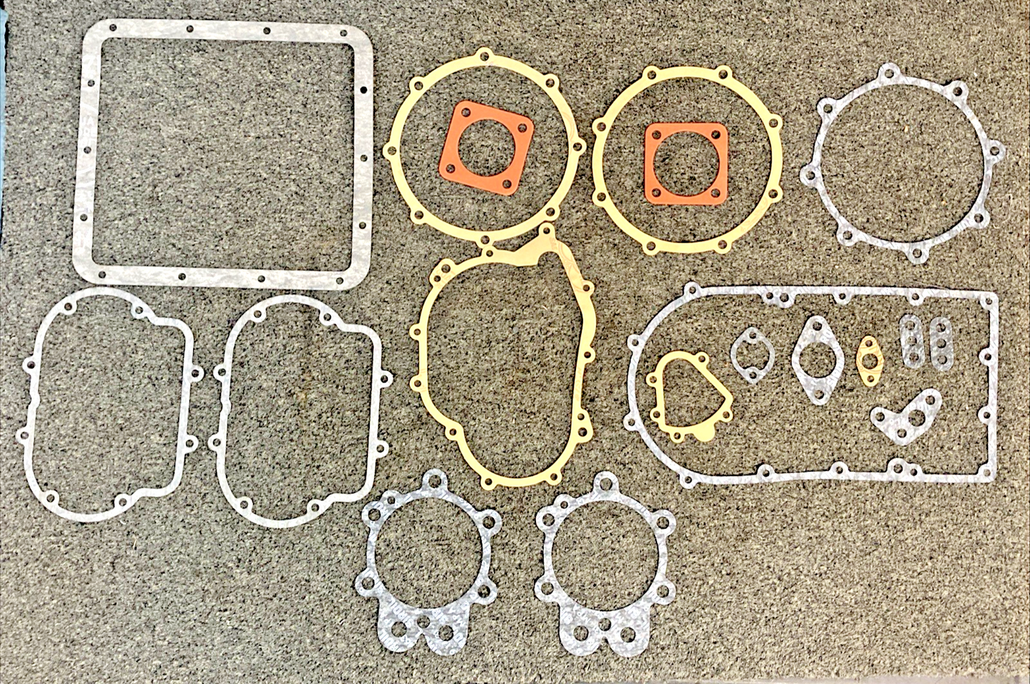 NEW GENUINE 12999000 PREMIER MOTOR CORP V-7 GASKET SET