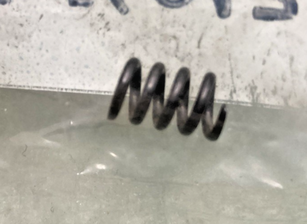 NEW GENUINE HARLEY DAVIDSON 27691-59 TILLOTSON THROTLE LEVER STOP SCREW SPRING