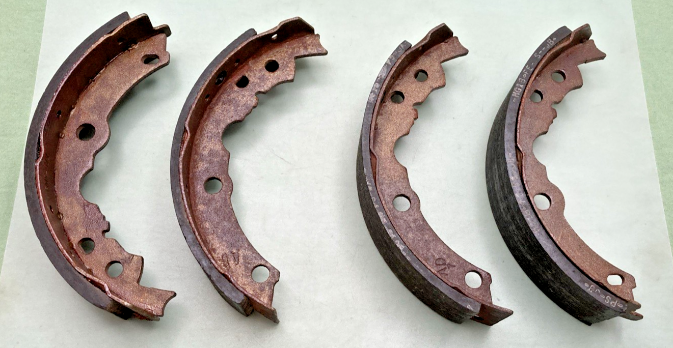 NEW GENUINE ROYAL 847 DISC BRAKE PADS SET