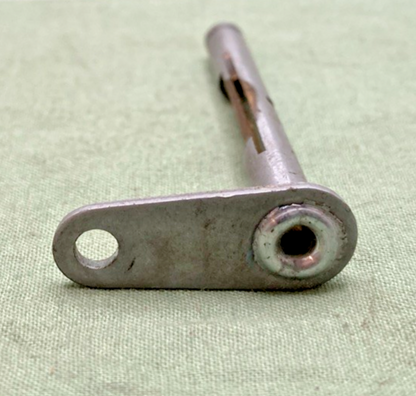 NEW GENUINE HARLEY DAVIDSON 27672-59 CARB CHOKE SHAFT AND LEVER