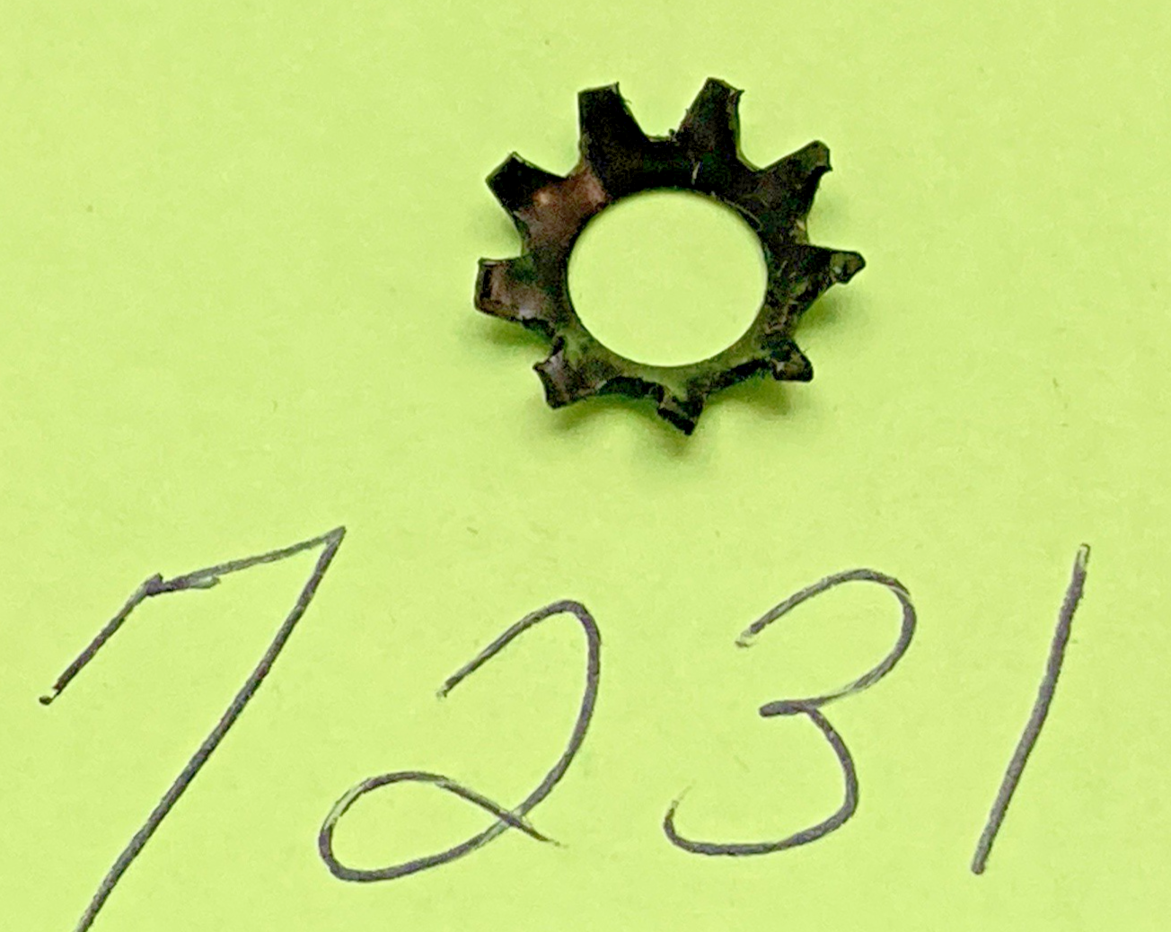 QTY 10 NEW REPLACES HARLEY-DAVIDSON 7231 External Tooth Countersunk Lock Washer