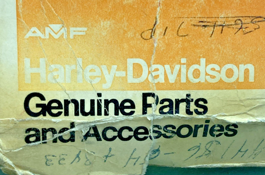 GENUINE HARLEY DAVIDSON 44156-64 PIVOT STUD