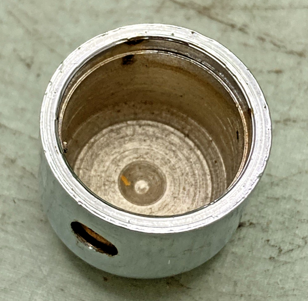 NEW GENUINE HARLEY DAVIDSON 43895-56 REAR AXLE CAP NO SET SCREW