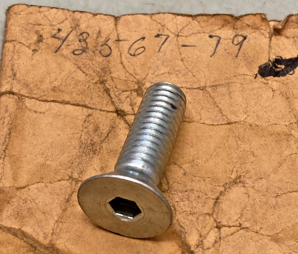 NEW REPLACES HARLEY DAVIDSON 43567-79 HEX SOCKET HEAD SCREW