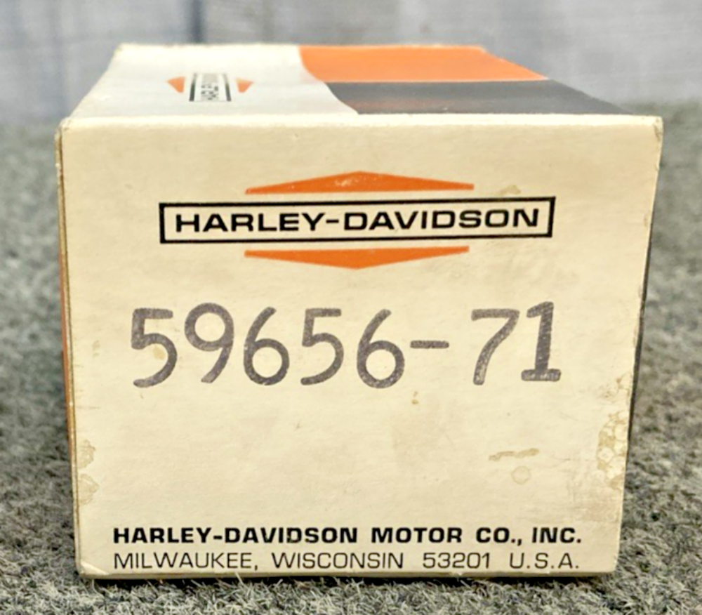NEW GENUINE HARLEY DAVIDSON 59656-71 DECAL / TRIM TAPE, RR FENDER HINGED END LOW
