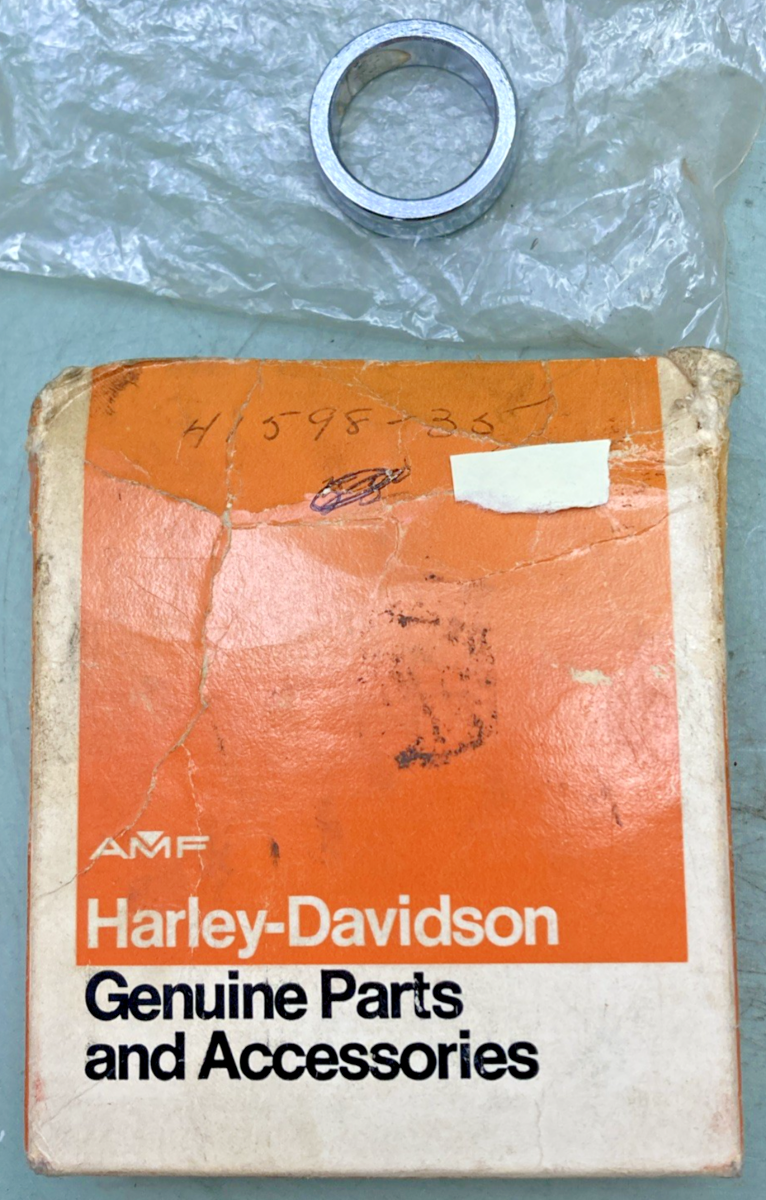 NEW GENUINE HARLEY DAVIDSON 41598-35 AXLE SPACER