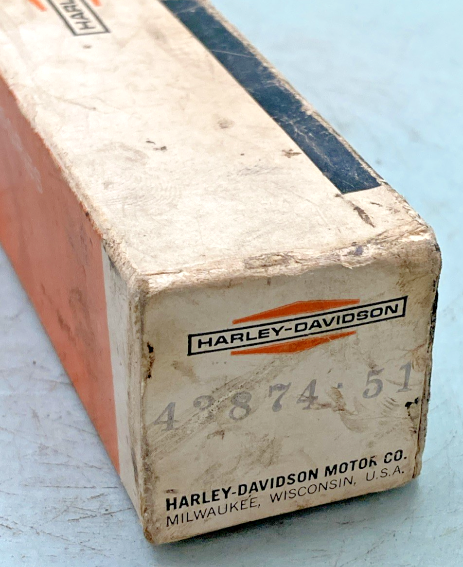 GENUINE HARLEY DAVIDSON 43874-51 FRONT AXLE