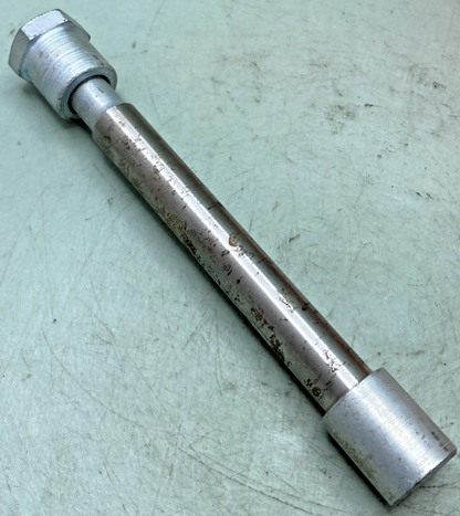 NEW GENUINE HARLEY DAVIDSON 43871-52 FRONT AXLE WITH BOLT
