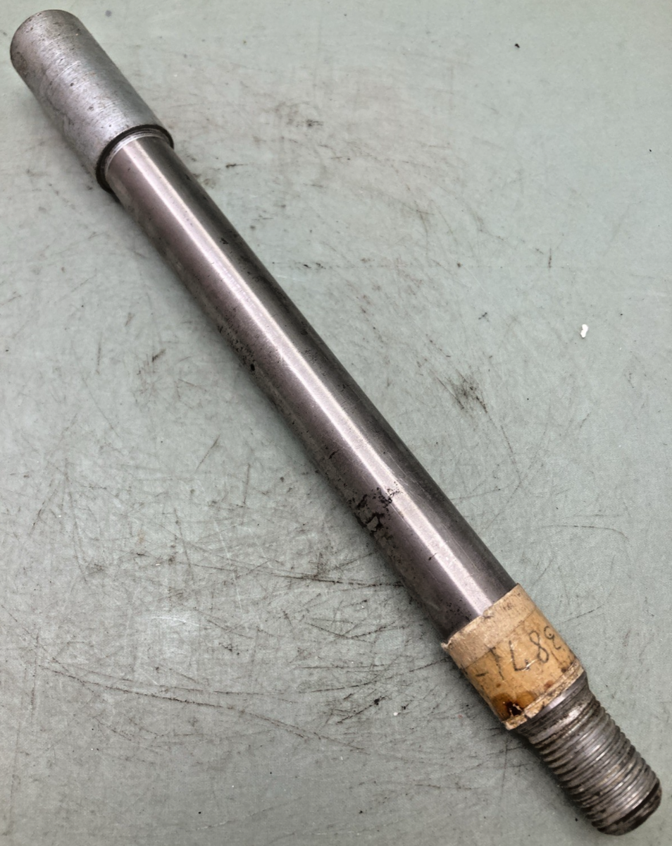 NEW REPLACES HARLEY DAVIDSON 43871-73 FRONT AXLE