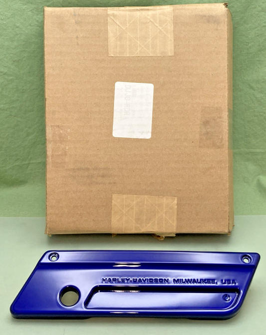 NEW GENUINE HARLEY-DAVIDSON 91999-10 Right Saddlebag Latch Cover CANDY 91999-10D