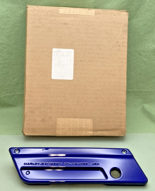 NEW GENUINE HARLEY-DAVIDSON 92000-10 LEFT Saddlebag Latch Cover CANDY 92000-10DE