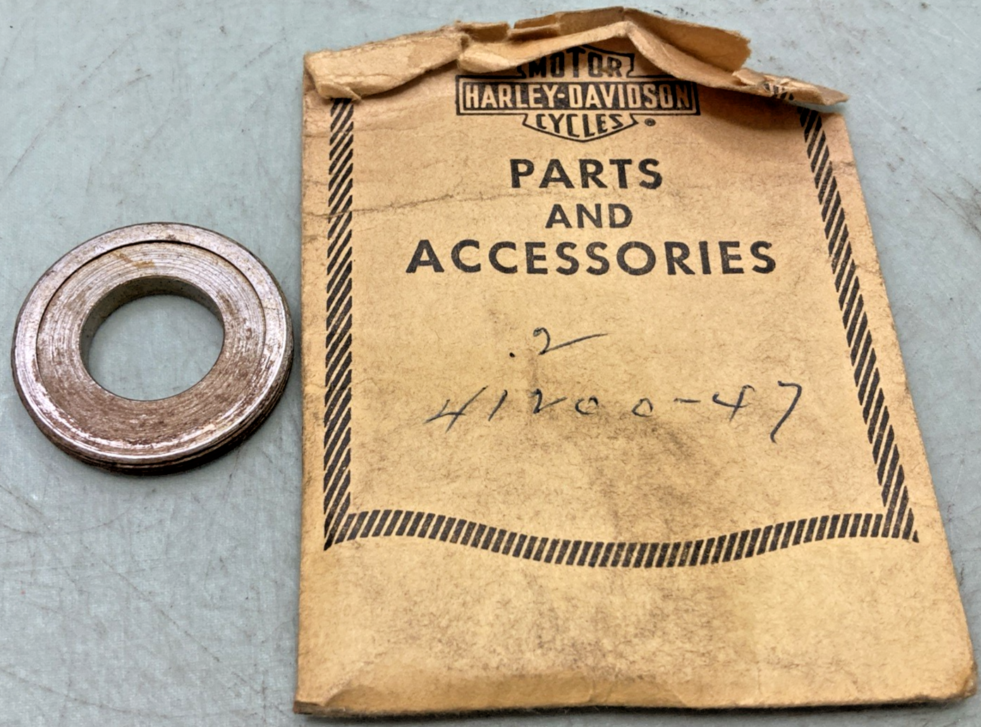 GENUINE HARLEY DAVIDSON 41200-47 WHEEL BEARING LOCK NUT