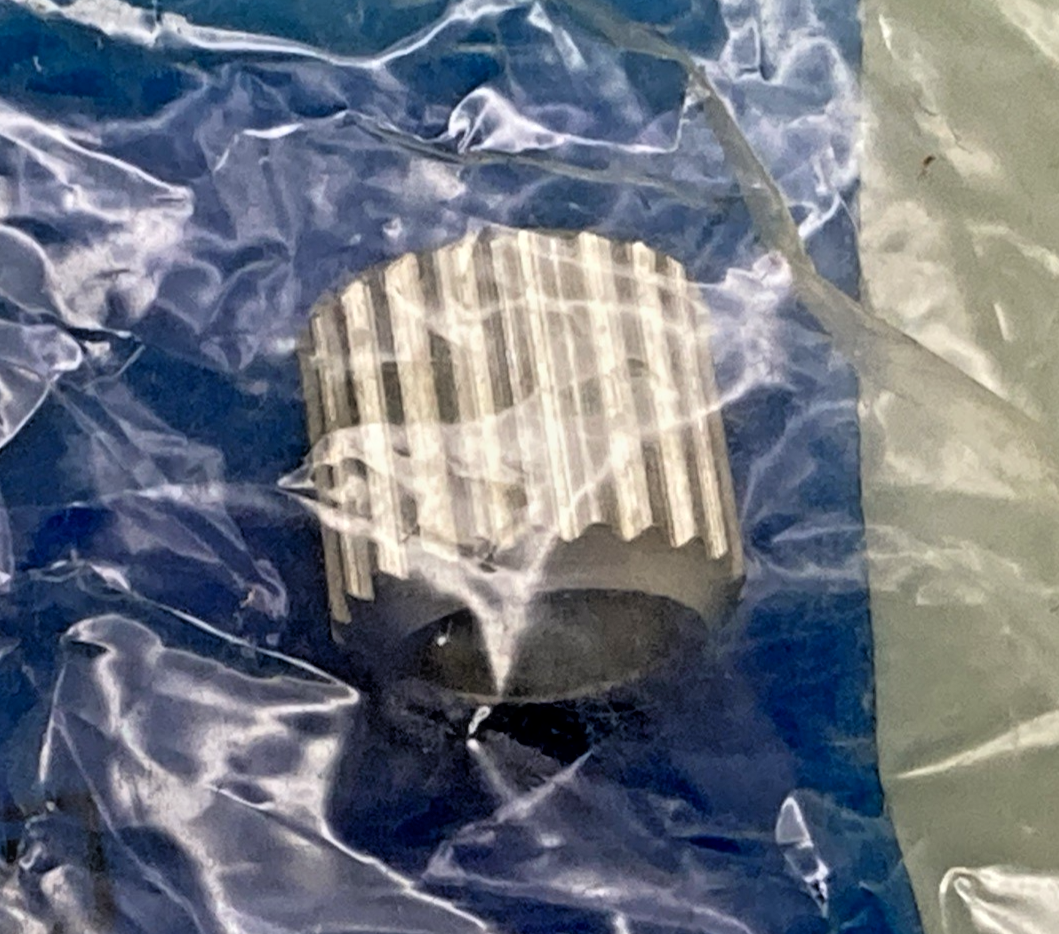 QTY 2 NEW GENUINE HARLEY-DAVIDSON 92072-70 Speedometer Cable Drive End Nut