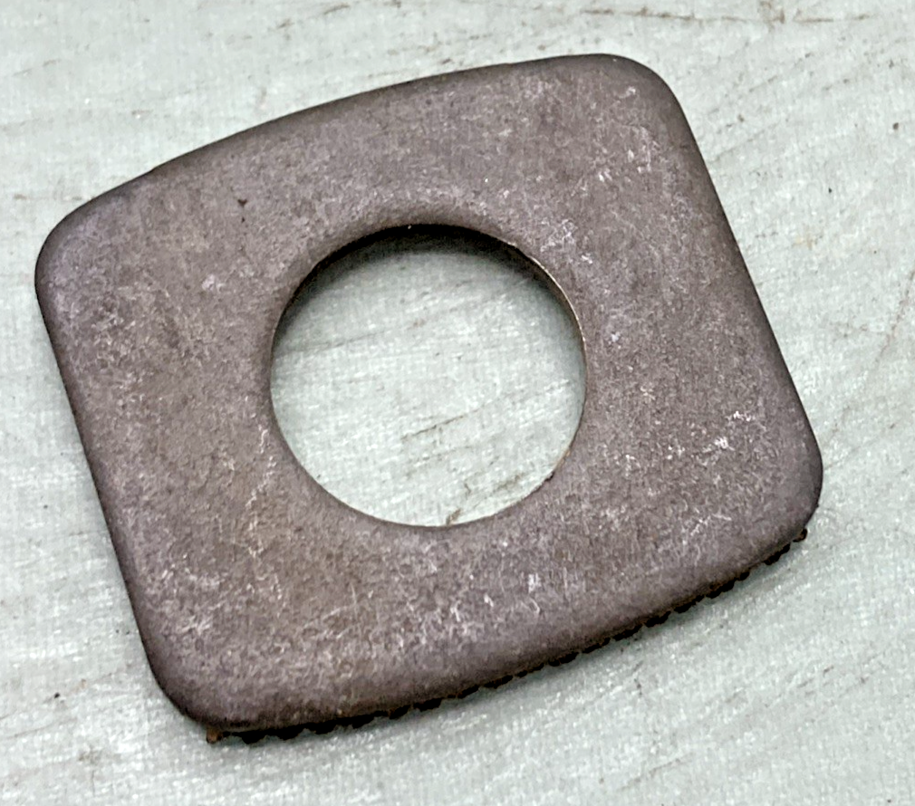 NEW REPLACES HARLEY DAVIDSON 44475-35 PIVOT PLATE