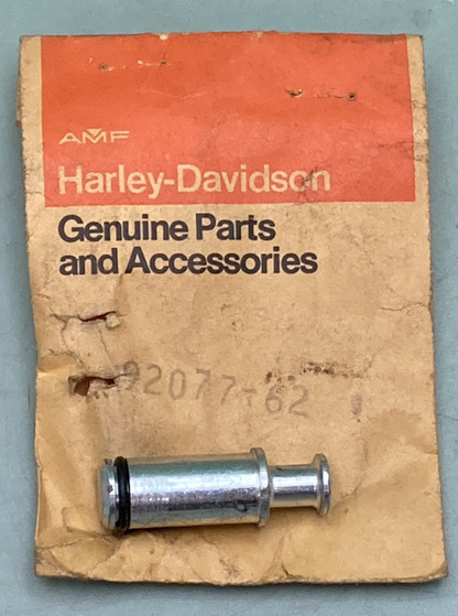 NEW GENUINE HARLEY-DAVIDSON 92077-62 Tachometer plug & o-ring