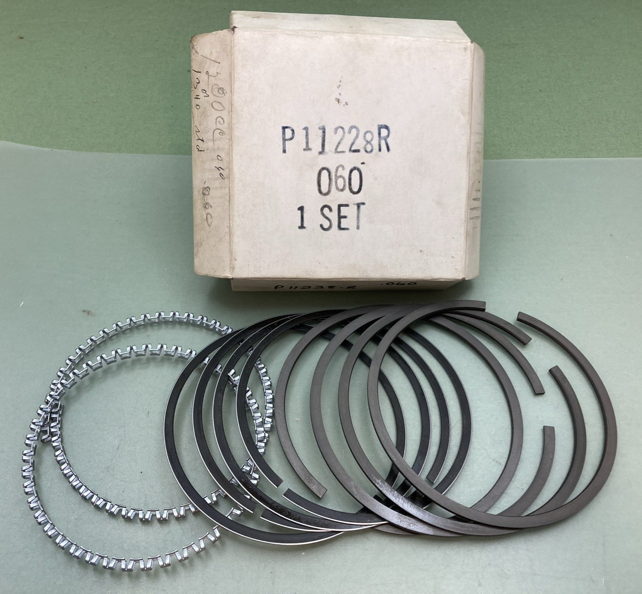 NEW REPLACES HARLEY DAVIDSON P11228R 060 PISTON RING SET