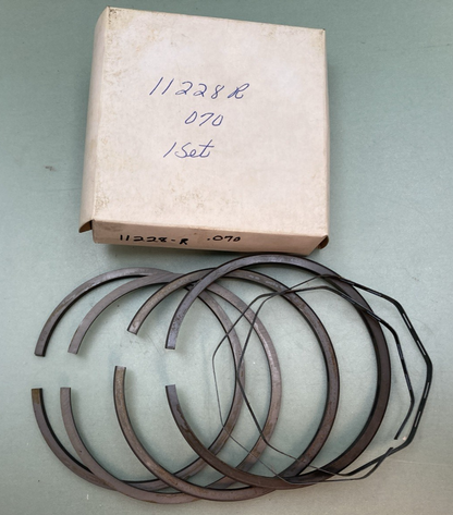 NEW REPLACES HARLEY DAVIDSON 11228R 070 PISTON RING SET