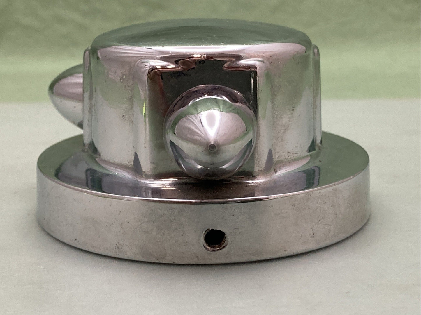 GENUINE SUPERIOR 2800 GAS CAP COVER