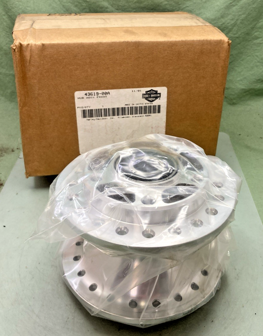 NEW GENUINE HARLEY DAVIDSON 43619-00A HUB WITH BEARINGS