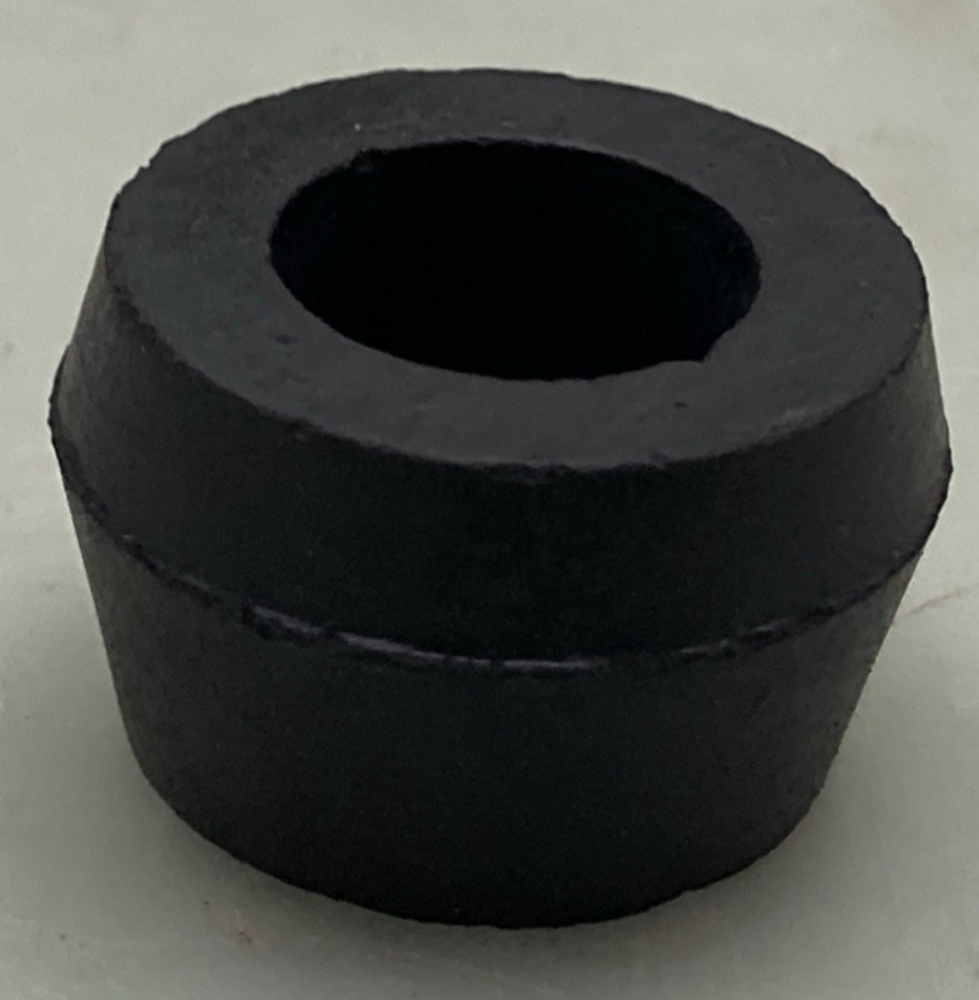 QTY 4 NEW GENUINE EASTERN PARTS 44-0510 SHOCK BUSHING