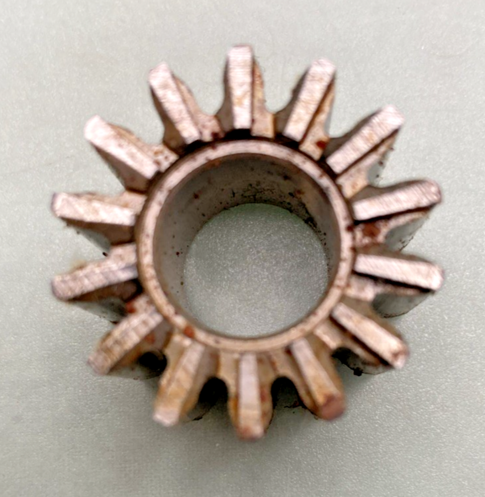 NEW GENUINE HARLEY DAVIDSON 31074-58 DRIVE GEAR, GENERATOR