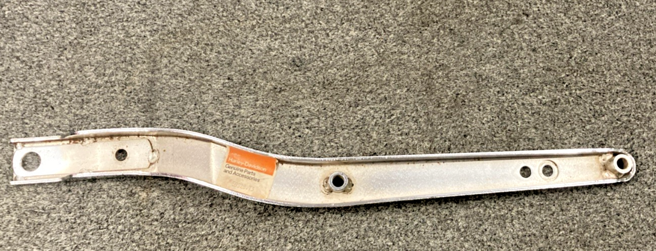 GENUINE HARLEY DAVIDSON 59928-73 SUPPORT, REAR FENDER, LEFT TURN SIGNALS