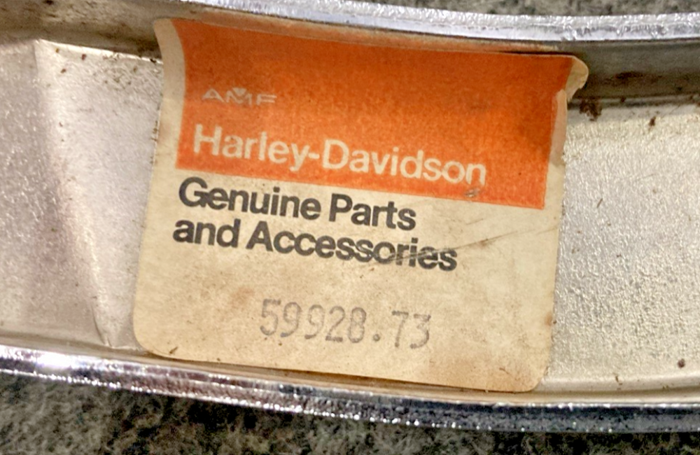 GENUINE HARLEY DAVIDSON 59928-73 SUPPORT, REAR FENDER, LEFT TURN SIGNALS