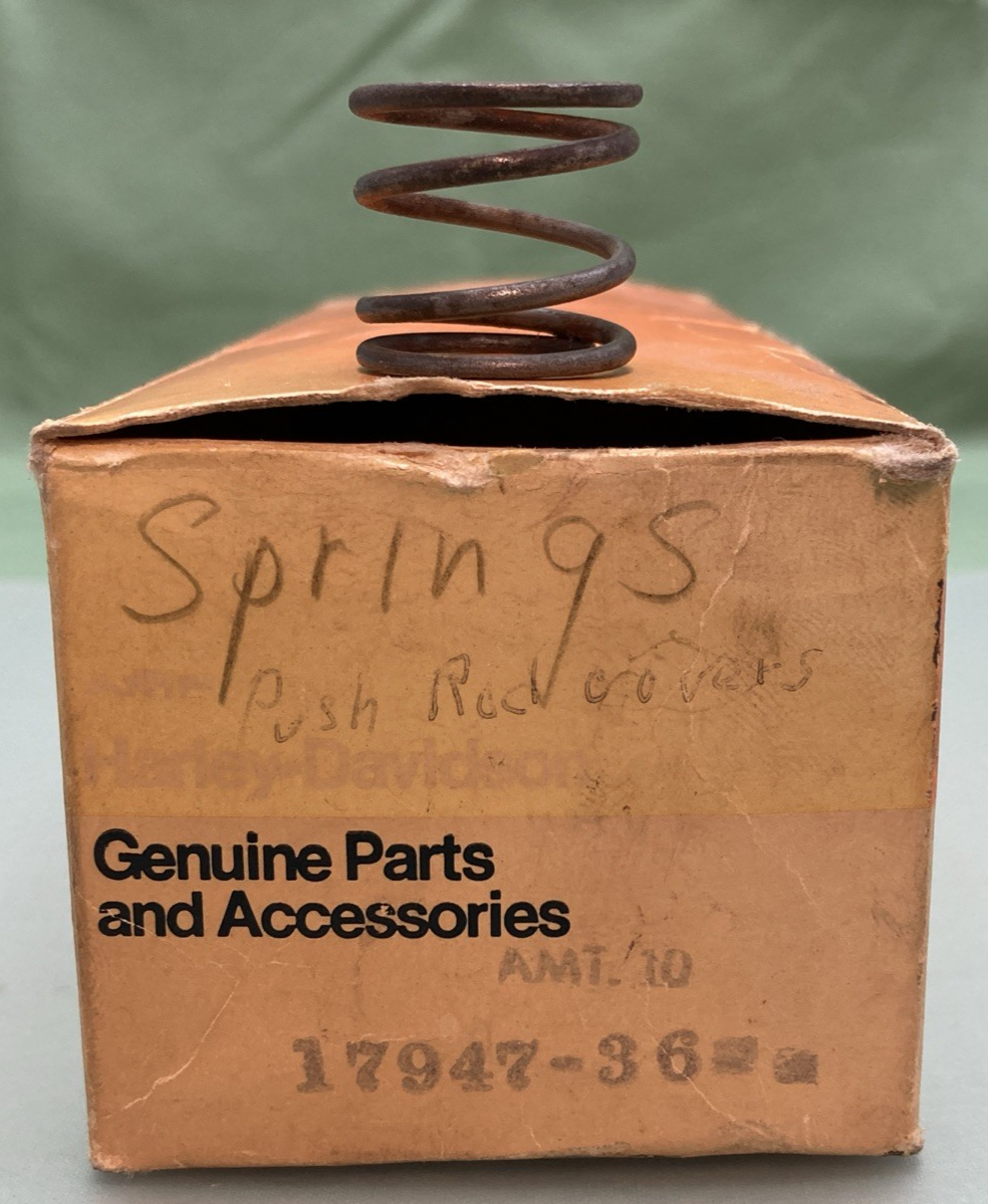 QTY 2 NEW GENUINE HARLEY DAVIDSON 17947-36 Spring, push rod cover