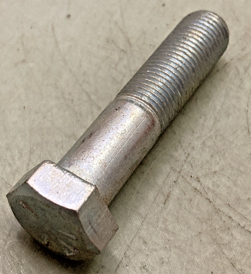 NEW GENUINE HARLEY DAVIDSON 3958 HEX BOLT