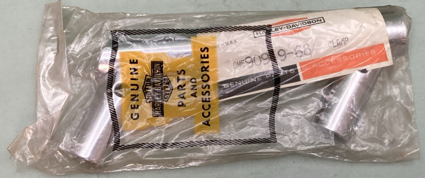 NEW GENUINE HARLEY-DAVIDSON 90919-68 Clamp, saddlebag guard - left