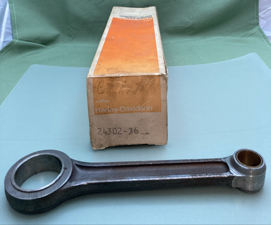 NEW GENUINE HARLEY DAVIDSON 24302-36 Connecting rod, front, with race, w/o bush