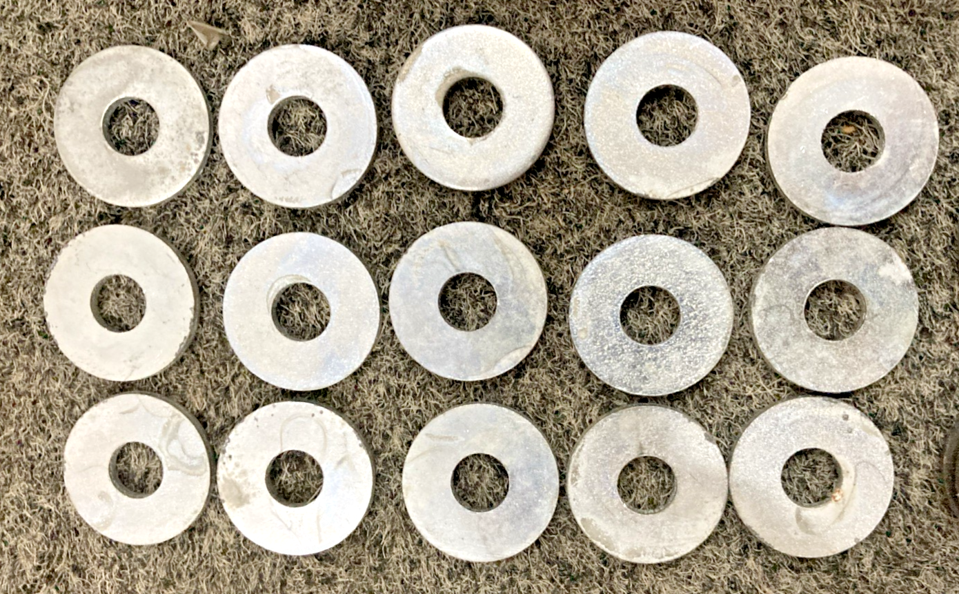 NEW GENUINE HARLEY DAVIDSON 58031-61B ADJUSTABLE WINDSHIELD WINDOW/BRACKET