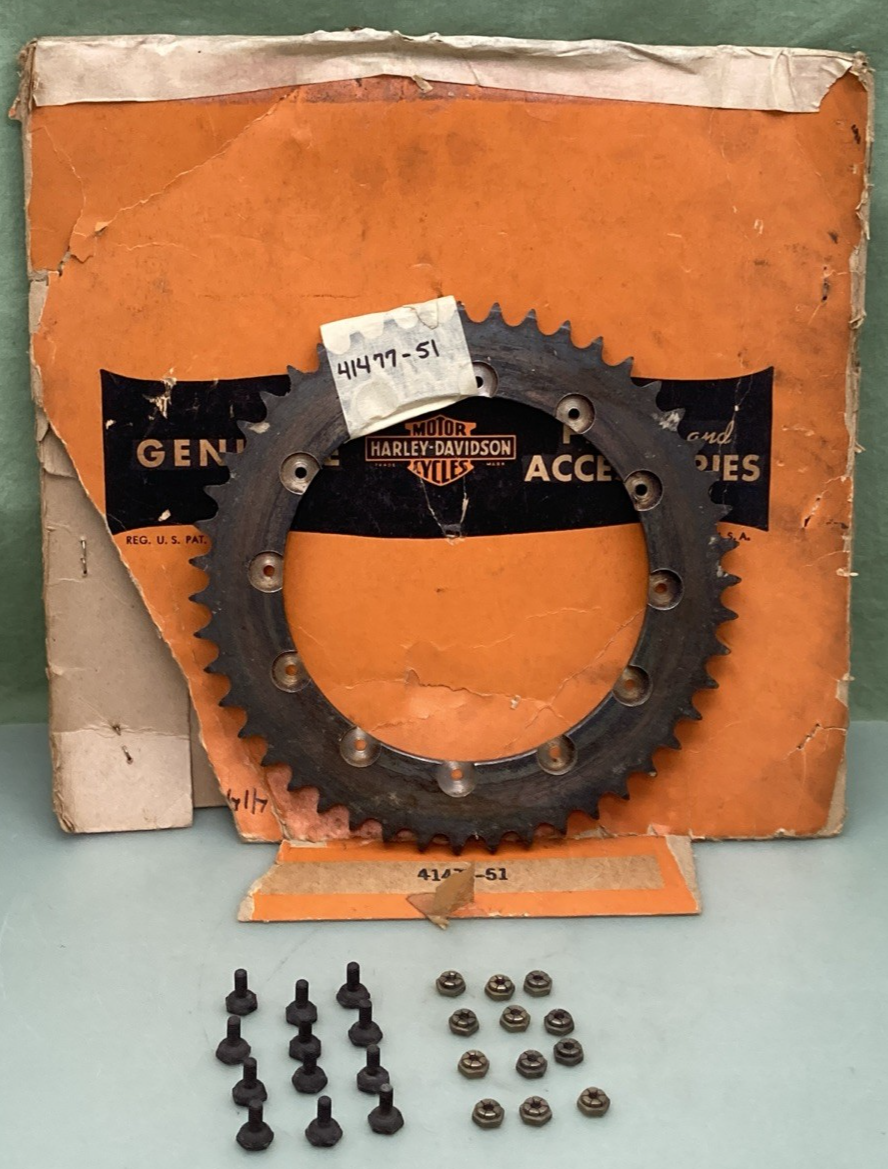 NEW GENUINE HARLEY-DAVIDSON 41477-51 REAR SPROCKET WITH SCREWS AND NUTS 47T