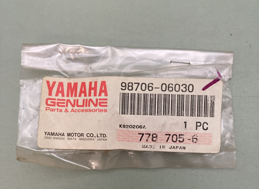 QTY 3 NEW GENUINE YAMAHA 98706-06030 Screw, Flat Head