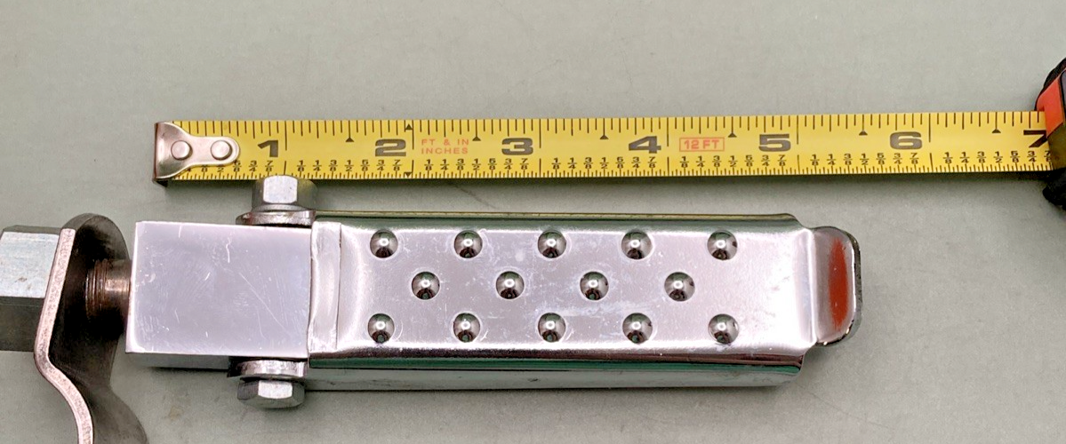 NEW GENUINE HARLEY DAVIDSON 49100-58 HEAVY H-D FOOT REST & CLAMPS 1934, 11286-34