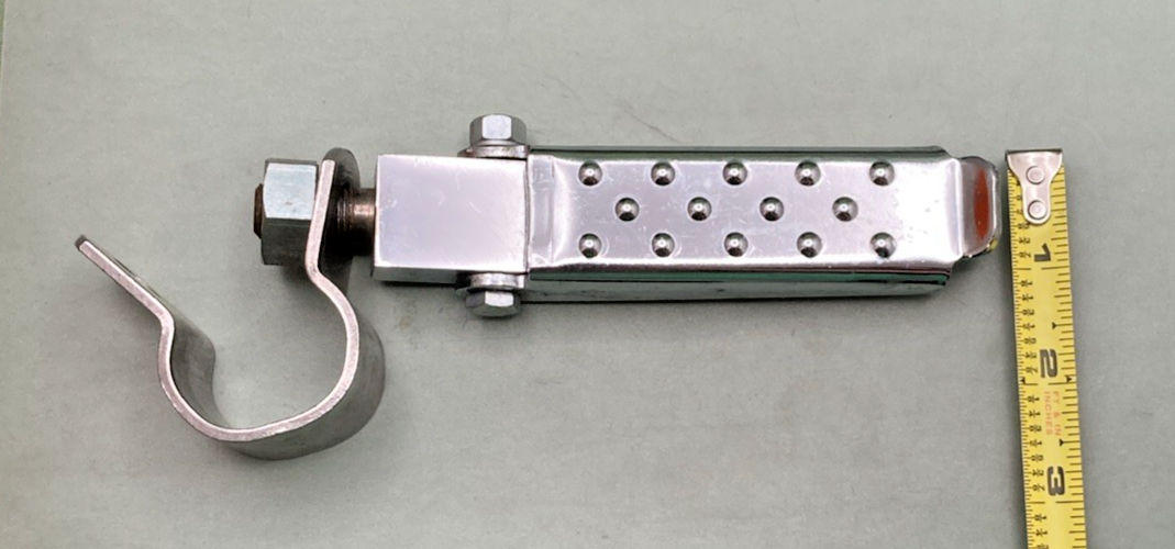 NEW GENUINE HARLEY DAVIDSON 49100-58 HEAVY H-D FOOT REST & CLAMPS 1934, 11286-34