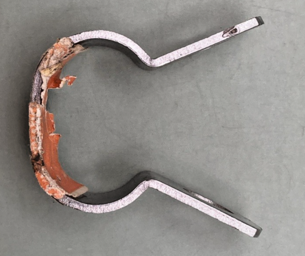 NEW GENUINE HARLEY DAVIDSON 49105-58 CLAMP, FOOTREST - 1" ENGINE GUARDS