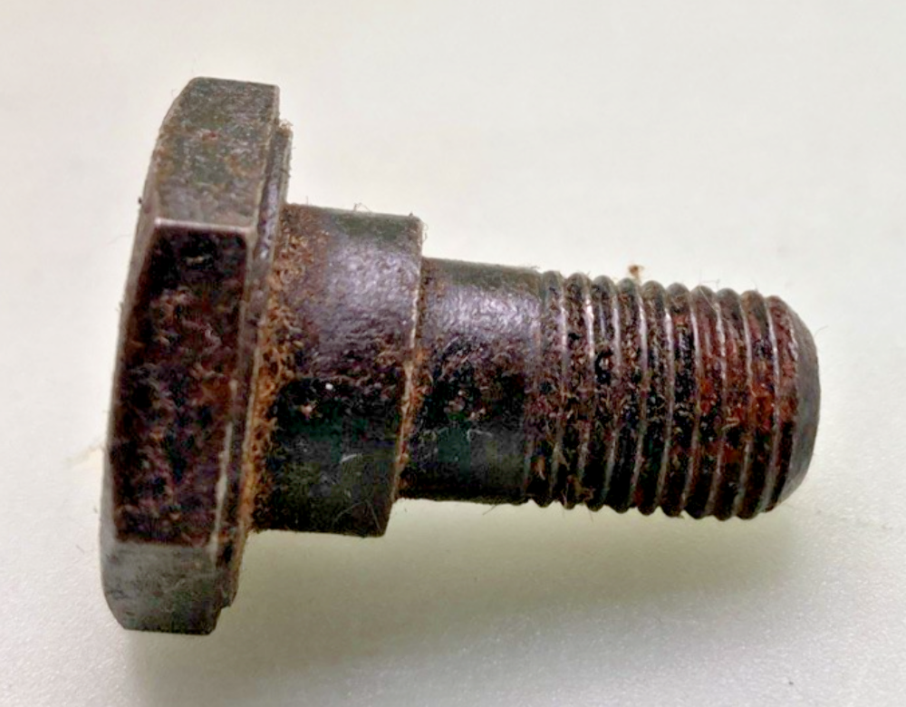 NEW GENUINE HARLEY DAVIDSON 49570-38 SHOULDER BOLT REAR STAND