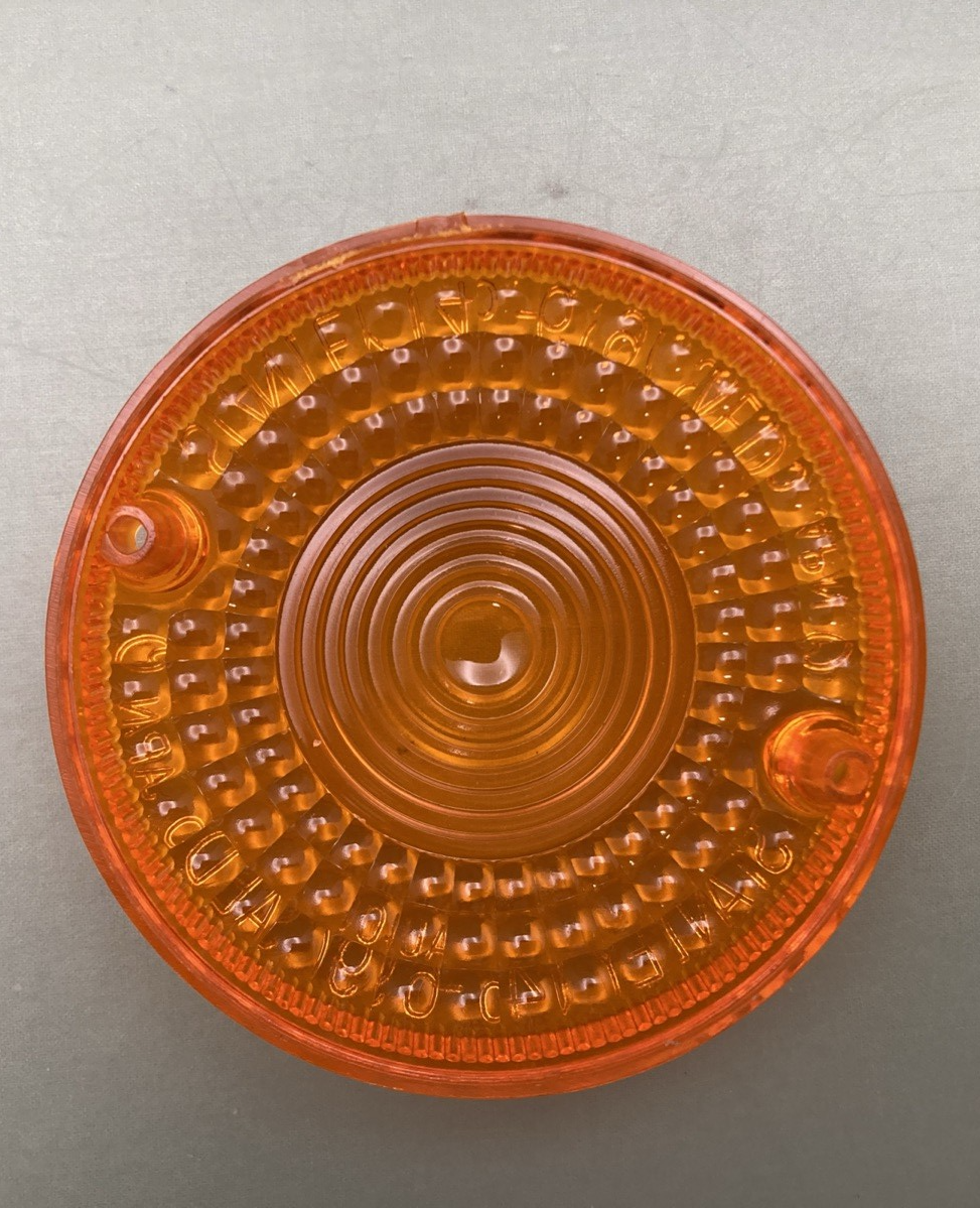 NEW GENUINE YAMAHA 1A0-83312-K0 Lens, Flasher