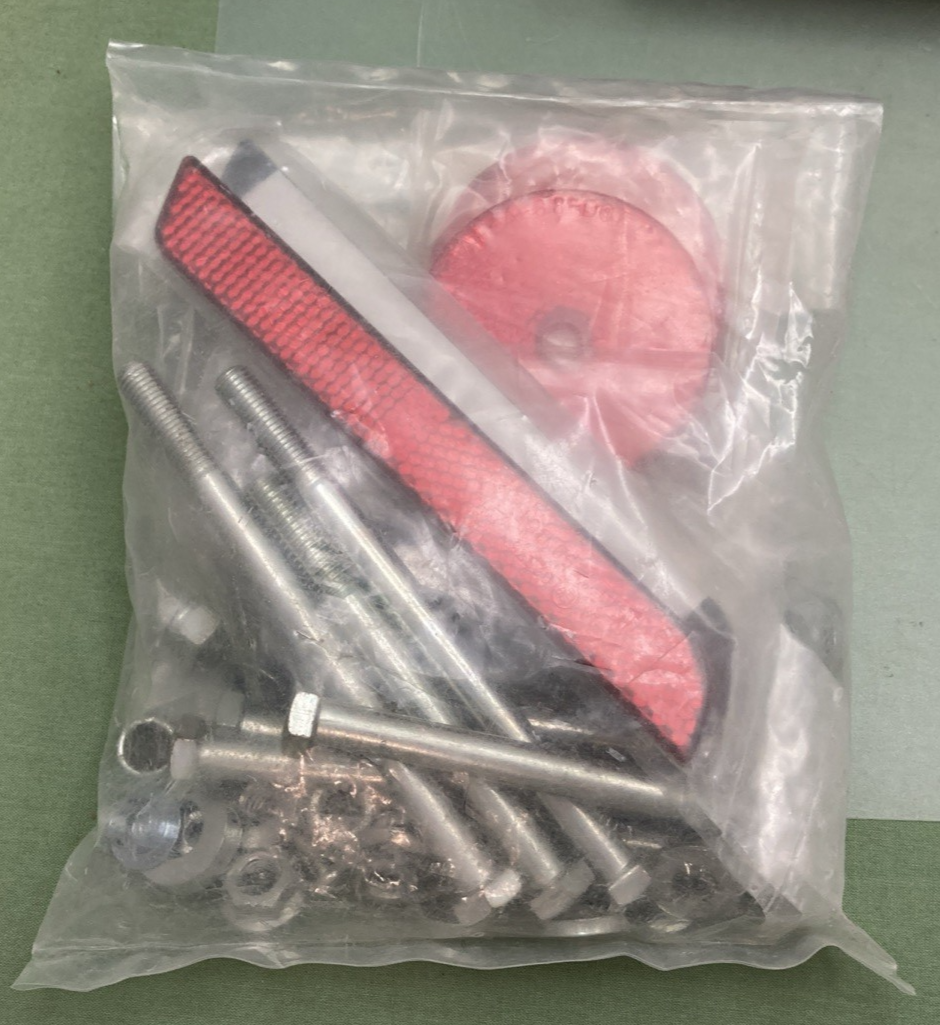 NEW GENUINE HARLEY-DAVIDSON 68485-04 HARDWARE KIT FOR XL SADDLEBAGS