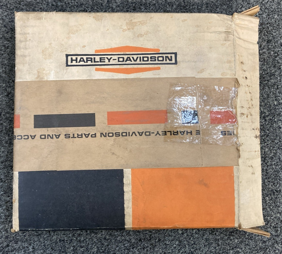 NEW GENUINE HARLEY-DAVIDSON 52512-68 Buddy seat fittings